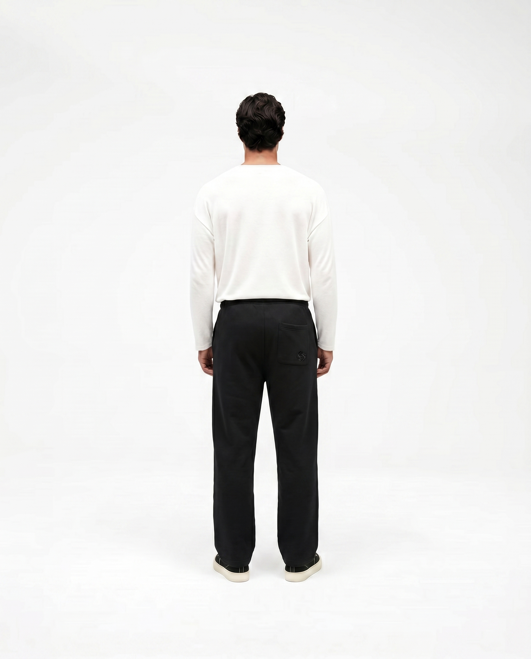 The blue print pants black